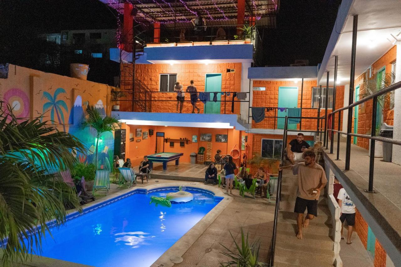Hostel Nirvana Taganga Exterior photo