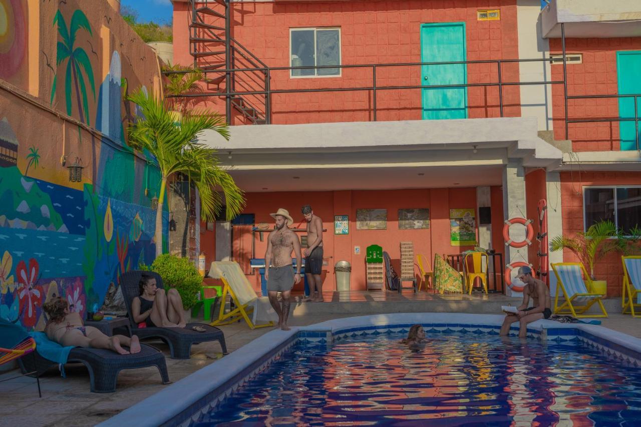 Hostel Nirvana Taganga Exterior photo