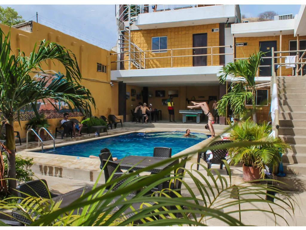 Hostel Nirvana Taganga Exterior photo